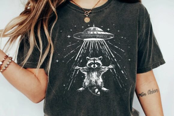 Download Funny Raccoon UFO Alien Abduction Space Graphic Vintage Trash Panda Png - Panda Collection